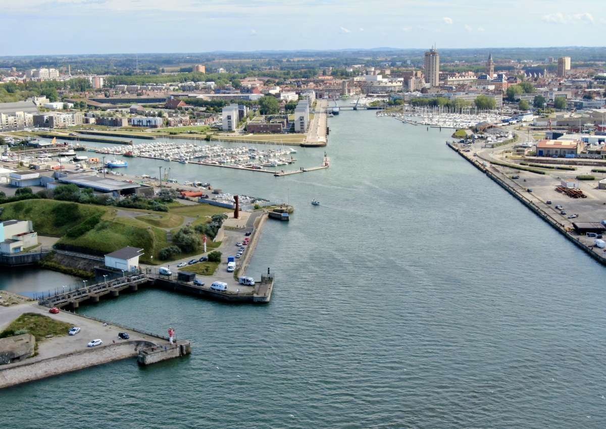 Port du Bassin du Commerce - Marina près de Dunkerque