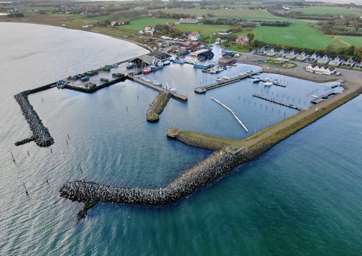 Jegindø Havn - Marina near Bøl
