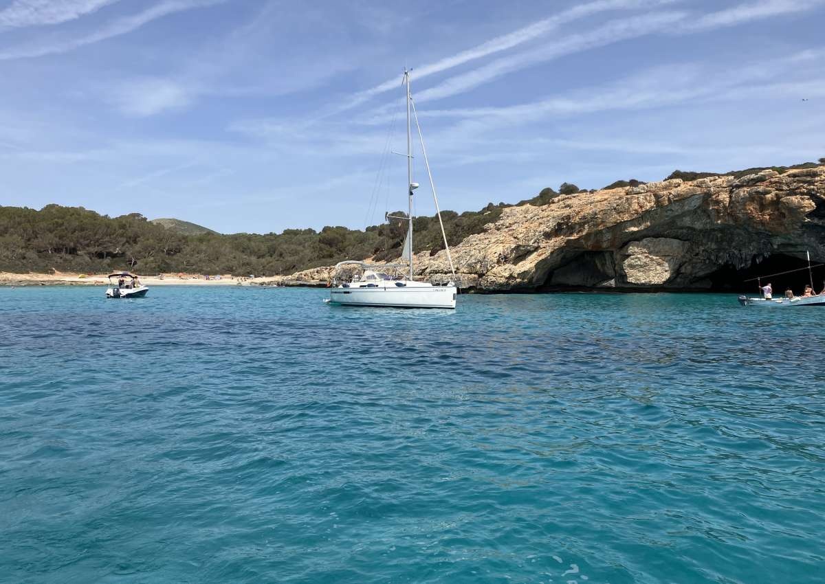 Mallorca - Cala Barcas, Anchor - Anchor near Manacor