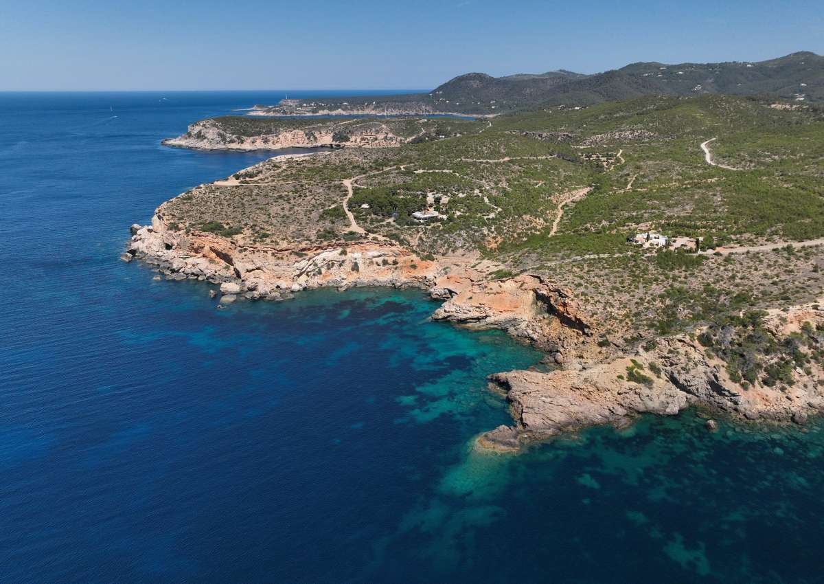Ibiza - Pta. Caldes  - Anchor near Portinatx