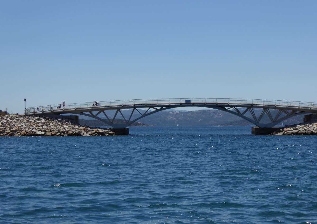 Passo della Moneta Bridge - Foto bei La Maddalena